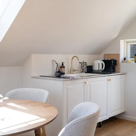 Lille Med Havudsigt Og Sauna Espergaerde